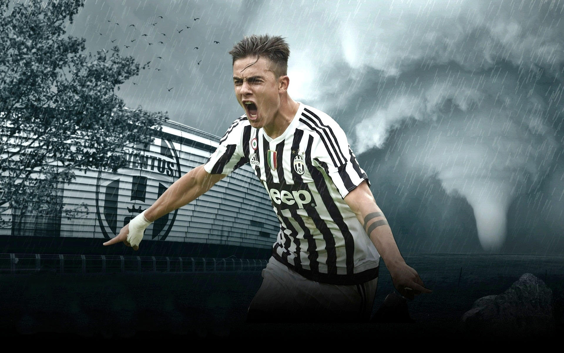 两条重大线索表明卡洛斯·巴莱巴即将加盟曼联。