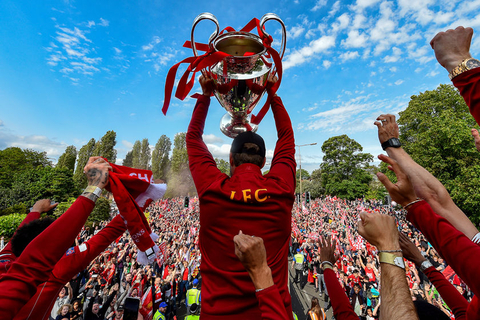 尤文官方：弗拉霍维奇左长收肌肌肉肌腱交界处严重损伤（尤文官宣：弗拉霍维奇左侧长收肌肌腱交界区重伤）