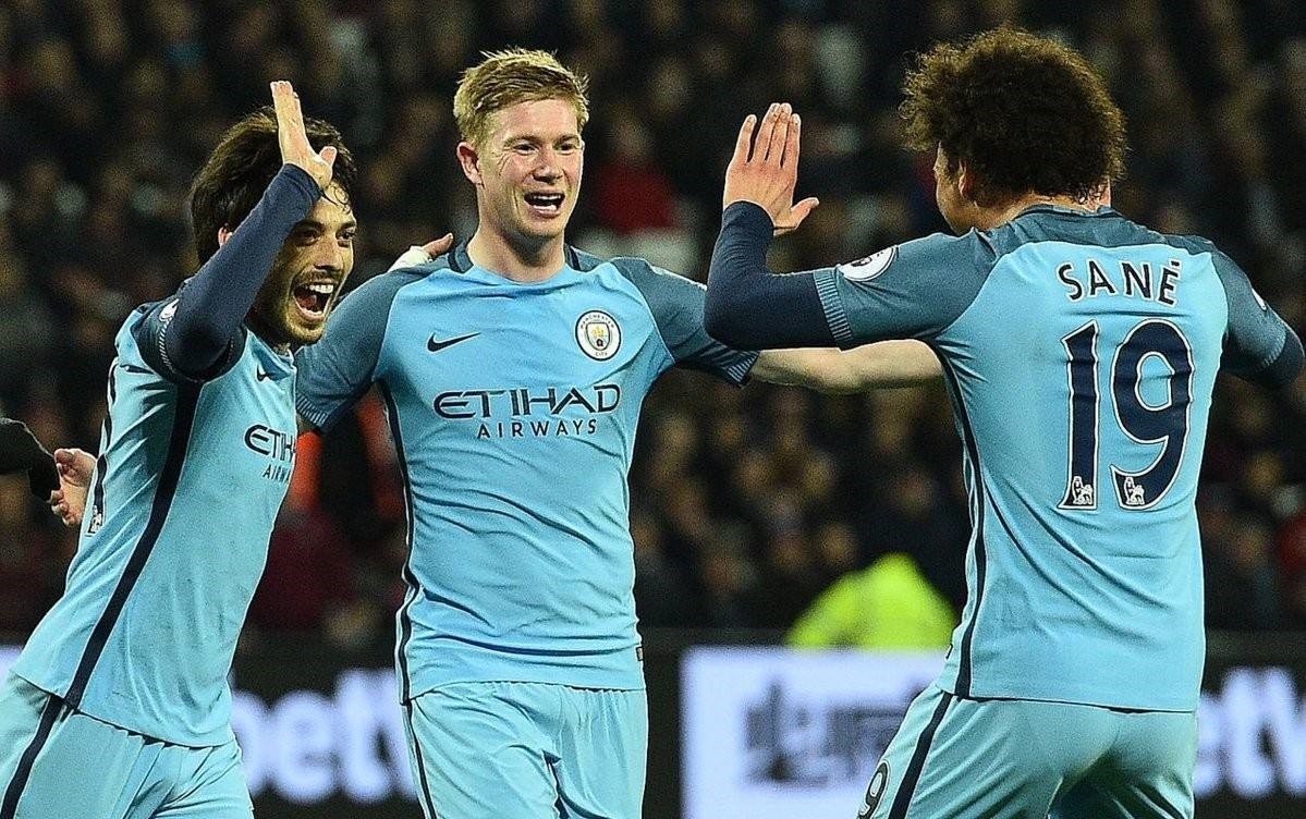 邮报：梅努希望冬窗离开曼联，有12家俱乐部对他感兴趣（邮报：梅努盼冬窗离队曼联 12家俱乐部有意引进）