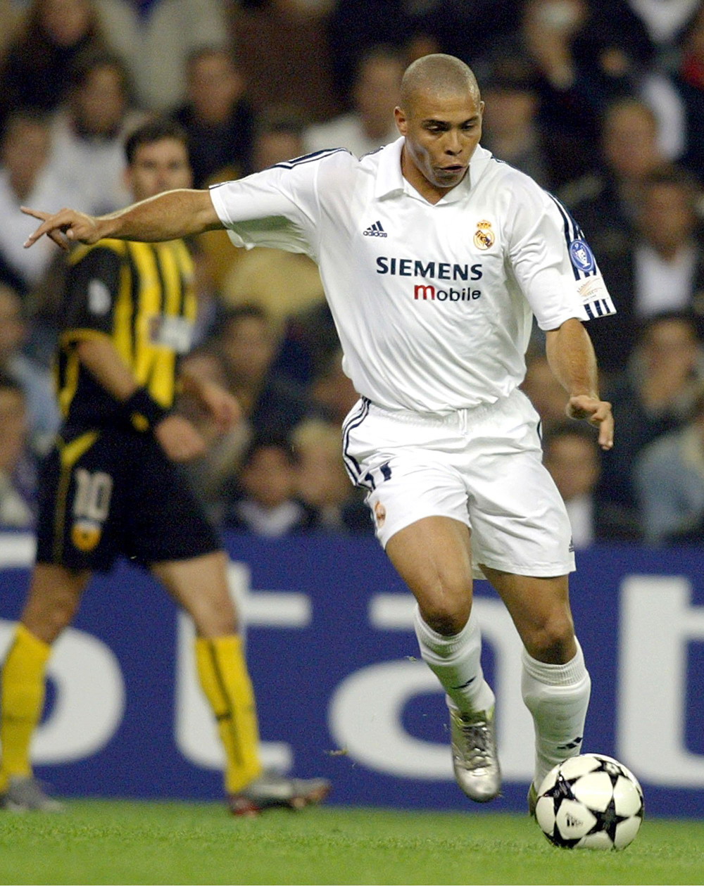 穆勒：决赛不是梅西vs穆勒，而是迈阿密国际PK温哥华白浪（穆勒：决赛看团队，不是我和梅西对决——迈阿密国际大战温哥华白浪）