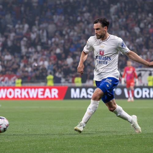 克罗斯谈皇马现状：不要总谈过去，我不需要别人说我想你